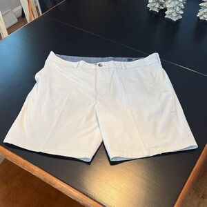 Vineyard Vines Men's Soft Gray Flat Front Shorts